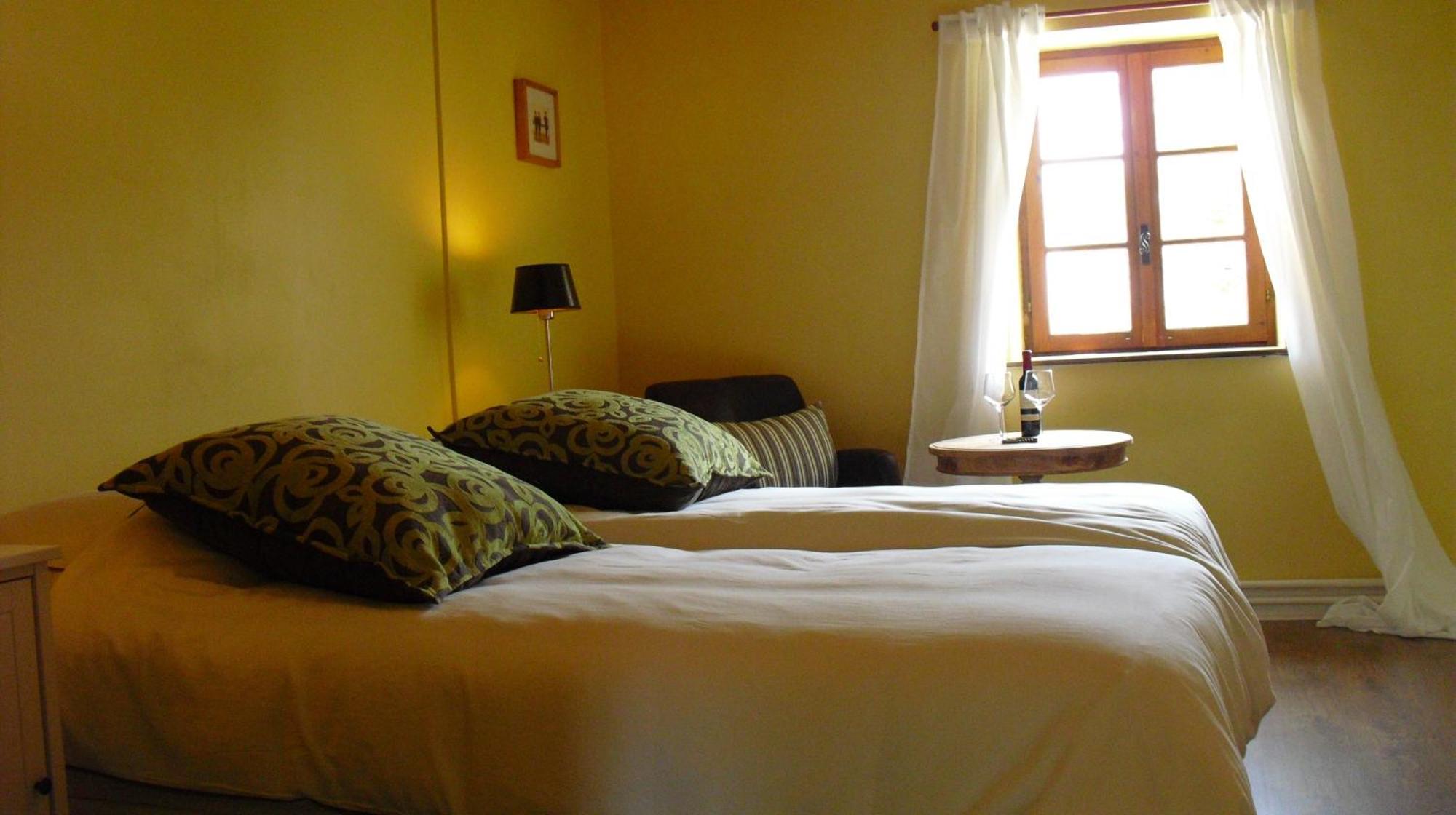 Luxury B&B Maison à votre Santé, in Bordeaux wine region Savignac-de-Duras Quarto foto